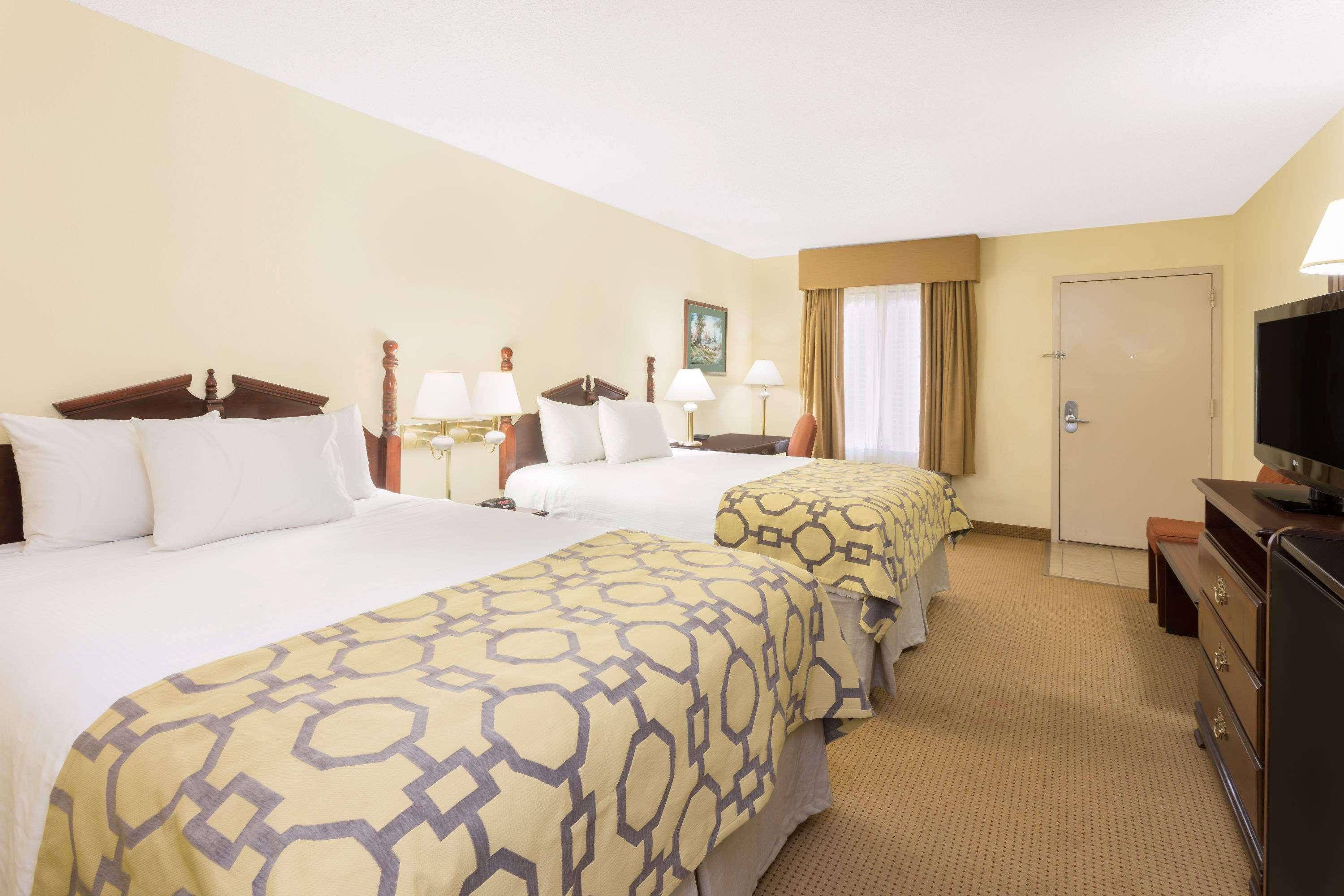 Hotel Baymont By Wyndham Griffin Exterior foto